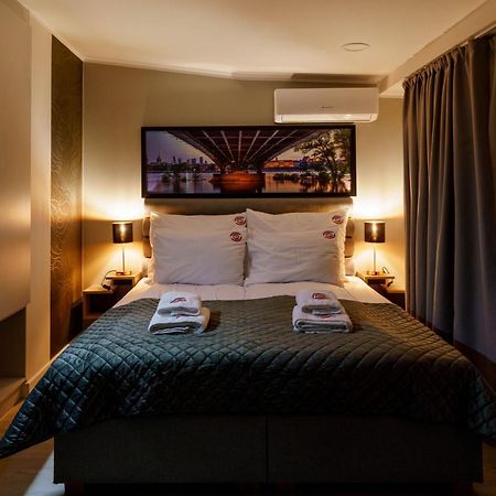 Kamienica No 111A Warsaw Airport Aparthotel Екстериор снимка