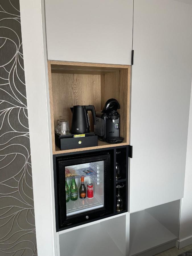 Kamienica No 111A Warsaw Airport Aparthotel Екстериор снимка