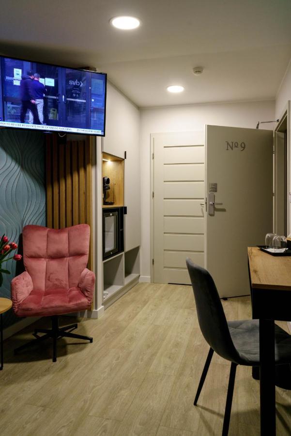 Kamienica No 111A Warsaw Airport Aparthotel Екстериор снимка