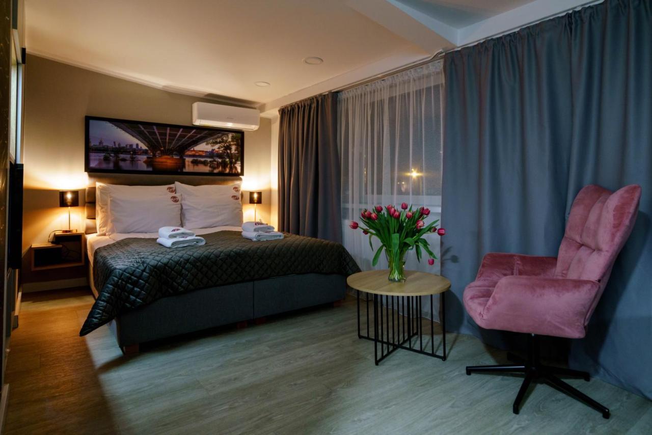 Kamienica No 111A Warsaw Airport Aparthotel Екстериор снимка