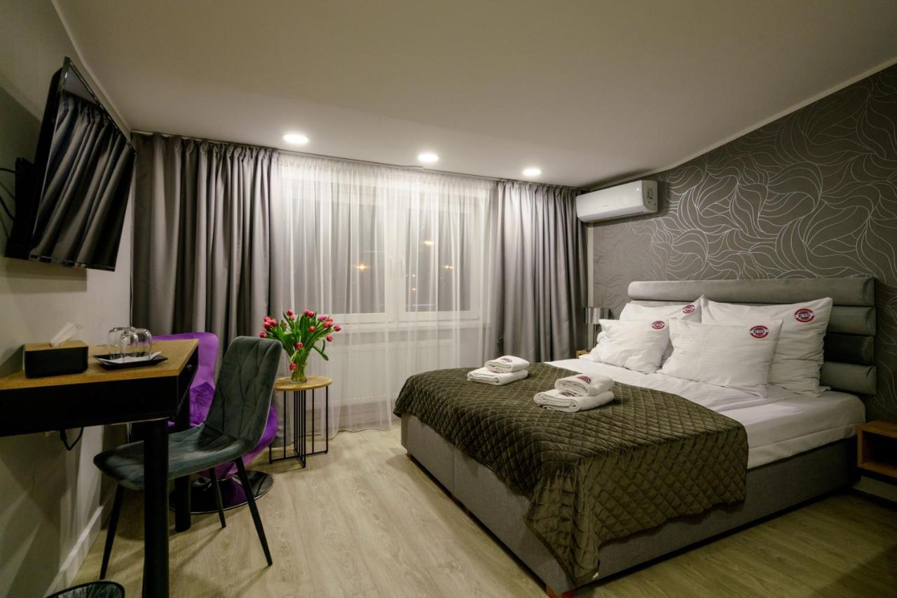Kamienica No 111A Warsaw Airport Aparthotel Екстериор снимка
