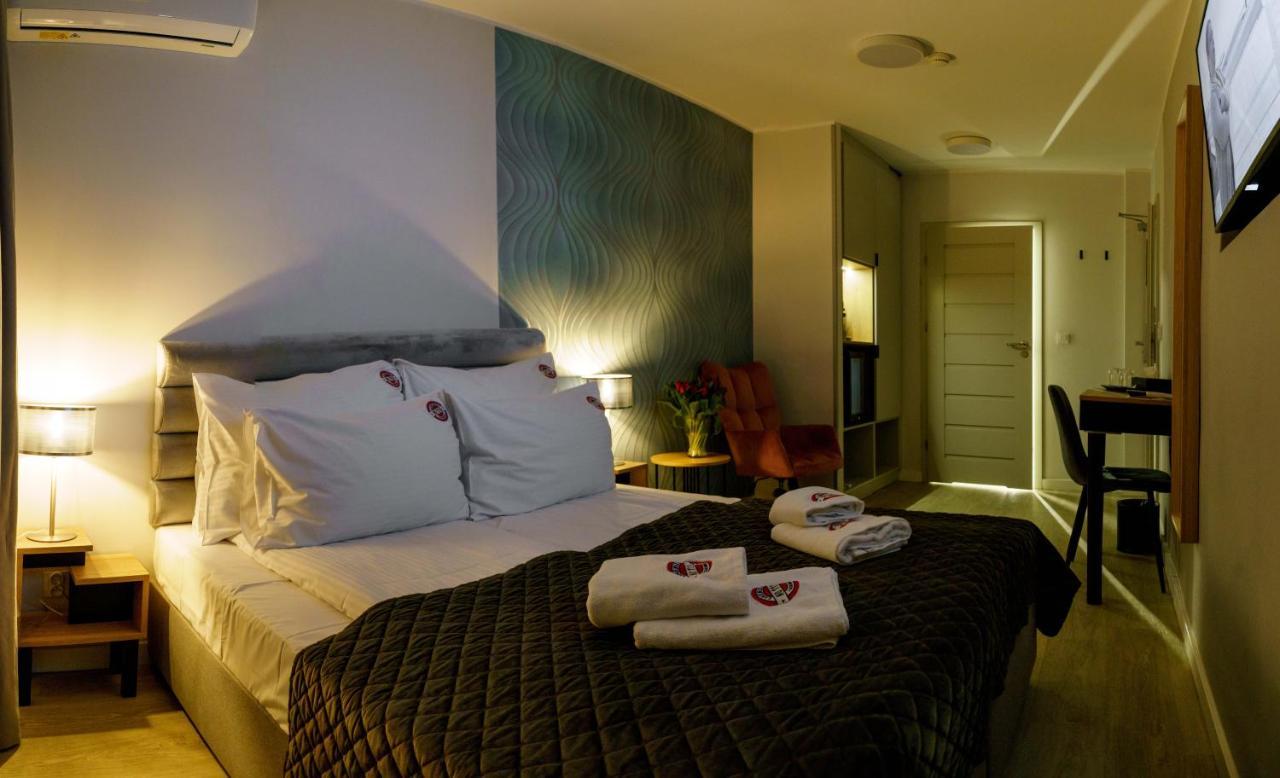Kamienica No 111A Warsaw Airport Aparthotel Екстериор снимка
