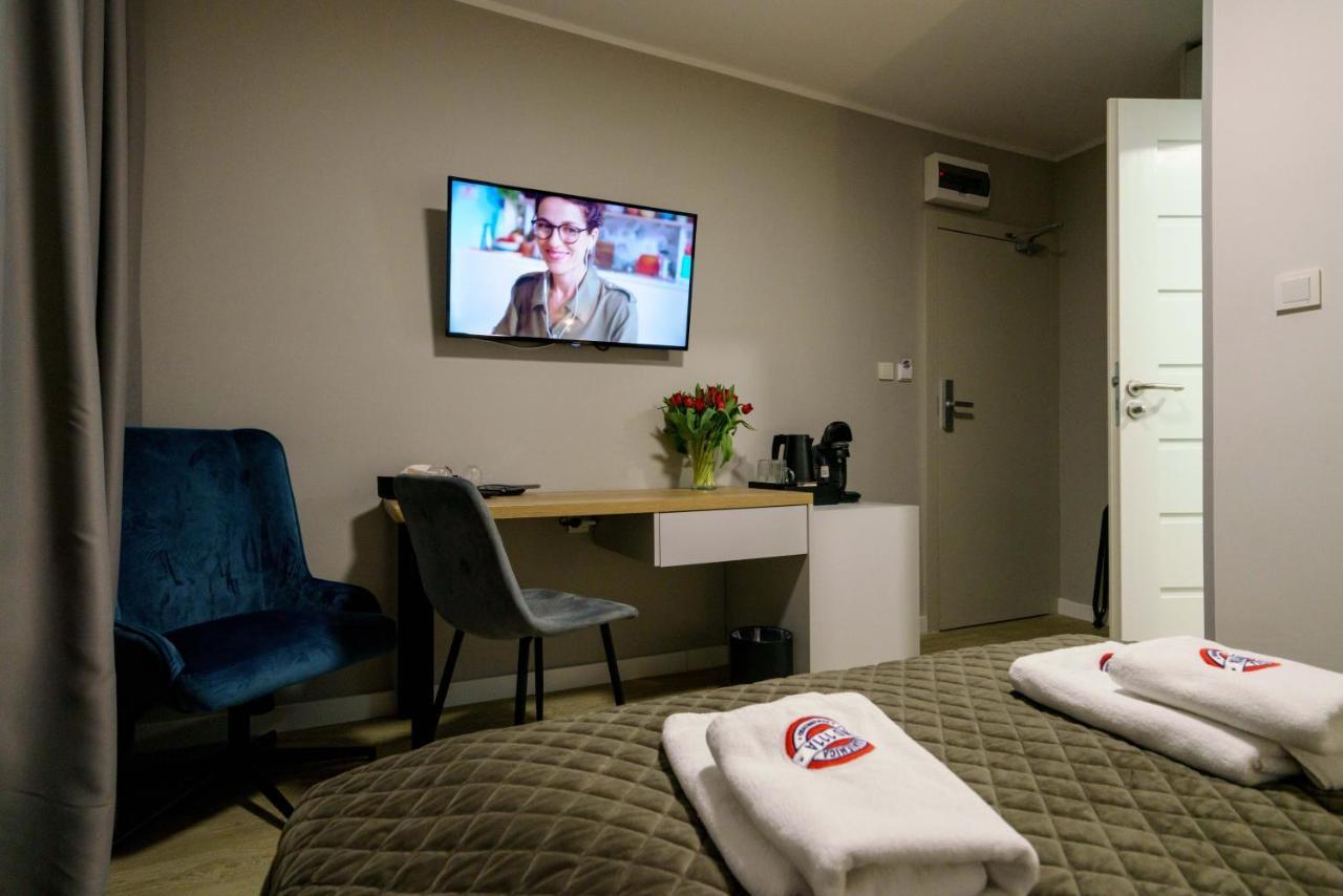 Kamienica No 111A Warsaw Airport Aparthotel Екстериор снимка