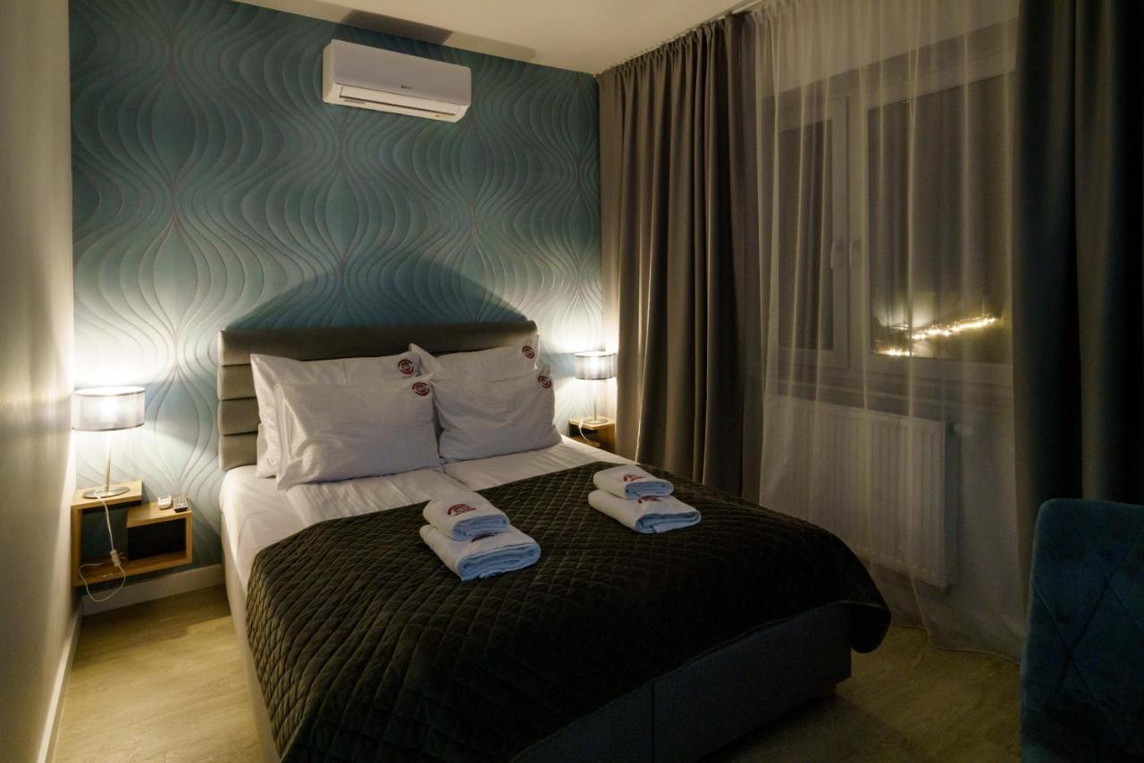 Kamienica No 111A Warsaw Airport Aparthotel Екстериор снимка