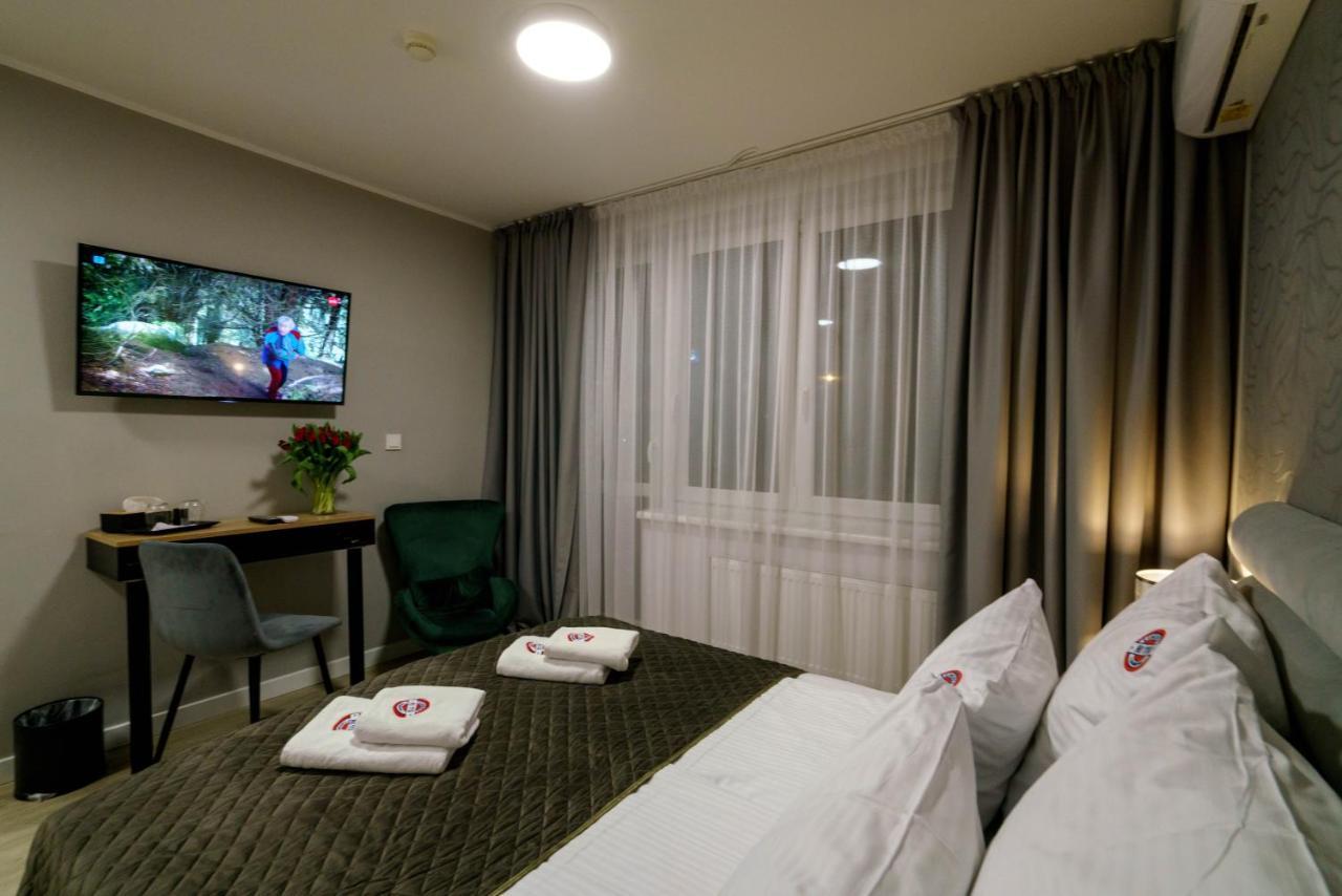 Kamienica No 111A Warsaw Airport Aparthotel Екстериор снимка