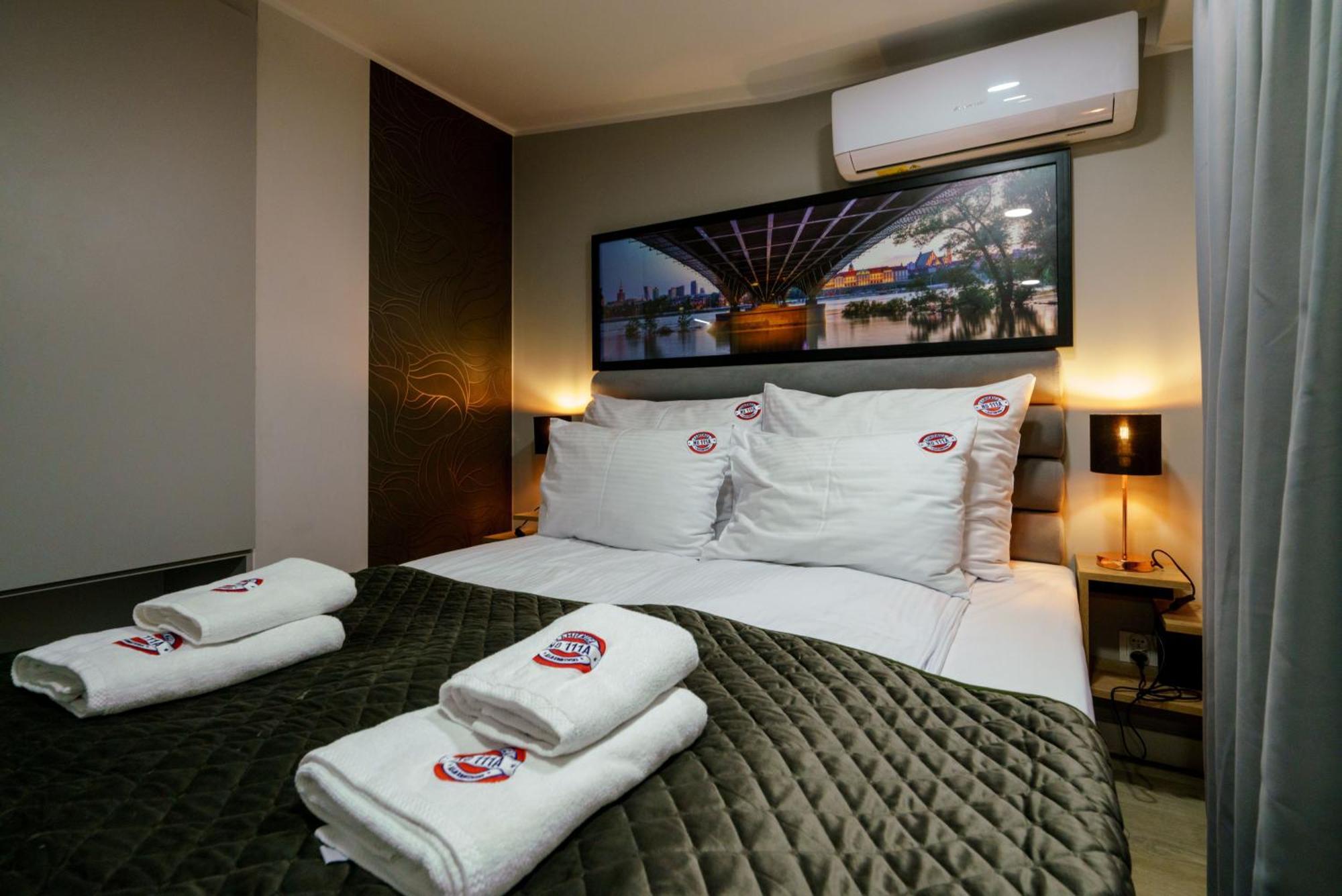 Kamienica No 111A Warsaw Airport Aparthotel Екстериор снимка